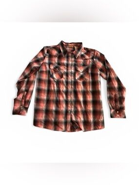 Wrangler Red and Black Plaid Button-Down Shirt